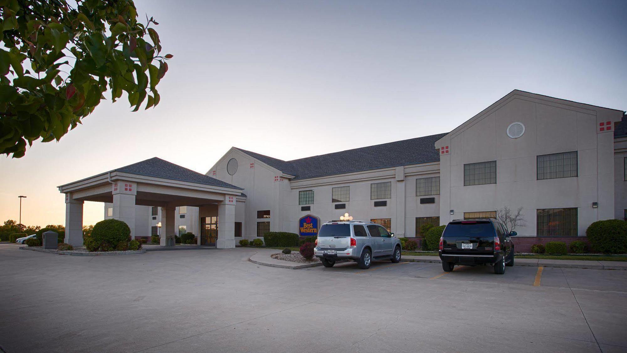 Best Western Locust Grove Inn & Suites Exterior photo